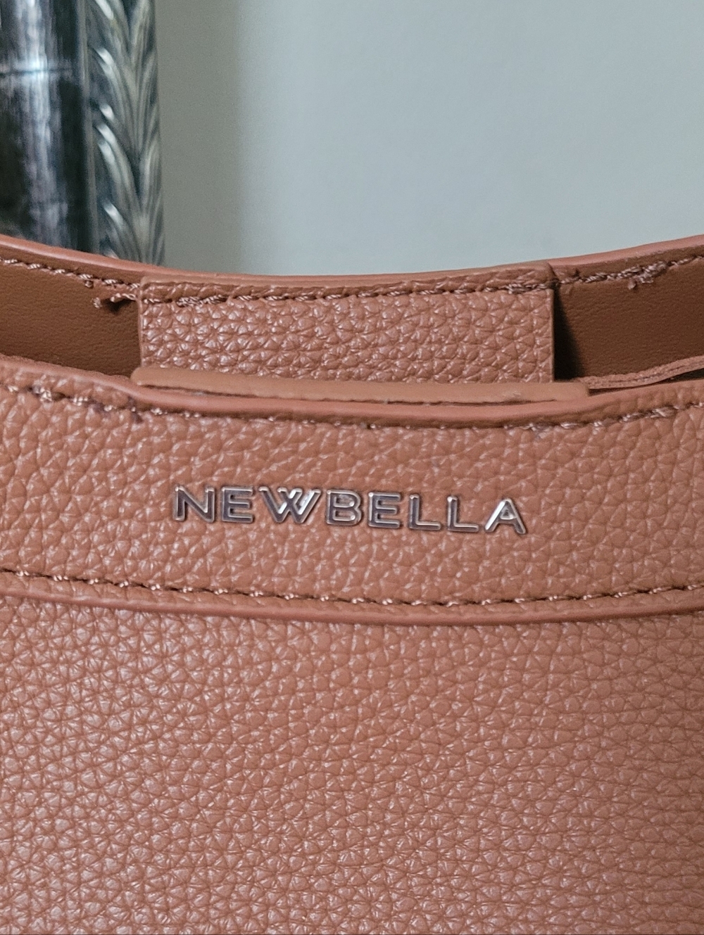 Newbella Kelly Brown Lightweight Faux Leather Top-Handle Shoulder Tote Bag NEW - Picture 2 of 16